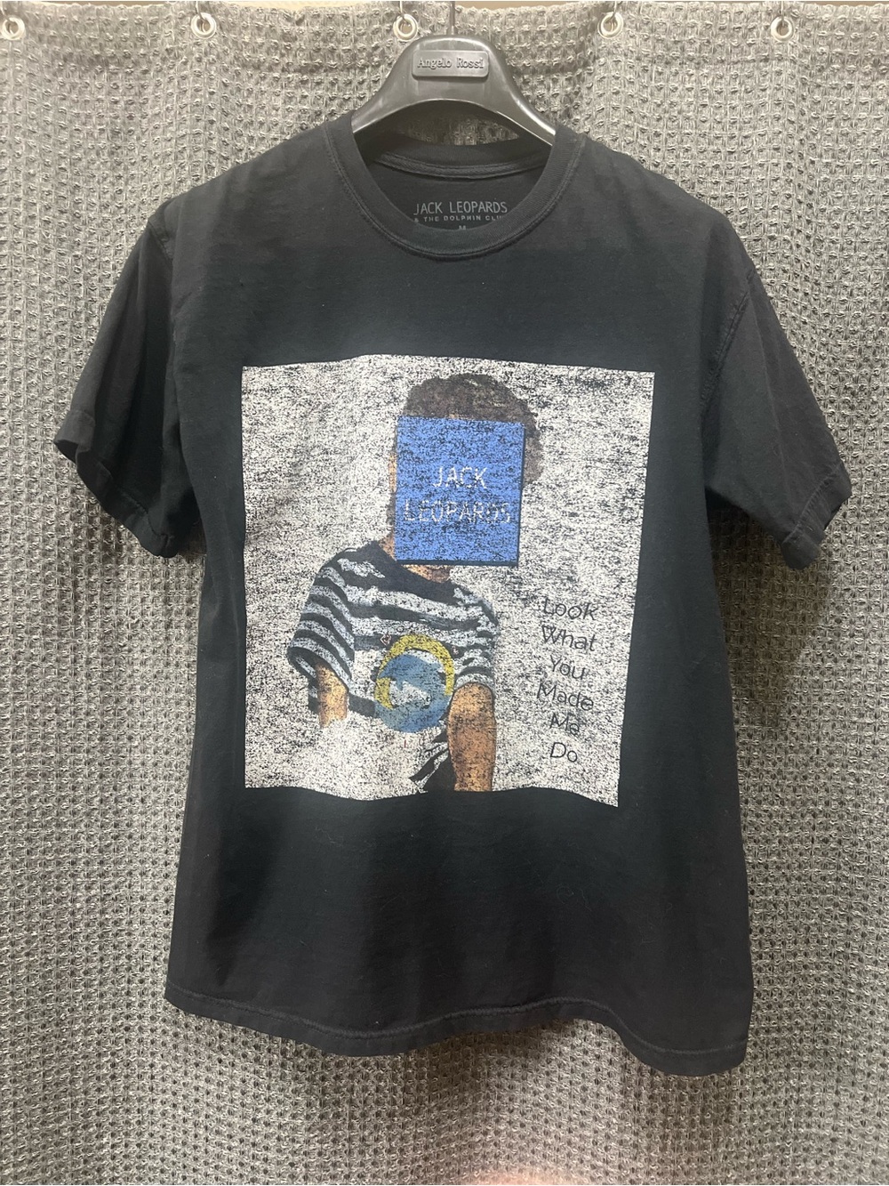 Taylor Swift Jack Leopards & The Dolphin Club t-shirt Size Medium